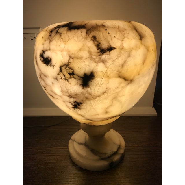 Stone 1930s Art Deco Sculptural Etched Alabaster Urn Lamp For Sale - Image 7 of 13