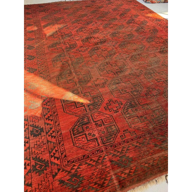 1950s Vintage Tribal Ersari Bashir Minimal Aesthetics with Elephant Tracks Rug 9.2 x 12.5 For Sale - Image 5 of 15