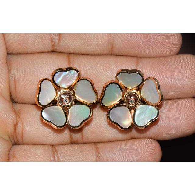 Metal Late 20th Century Pair of Chopard Happy Hearts Flowers Diamond Mother of Pearl 18k Rose Gold Earrings For Sale - Image 7 of 15