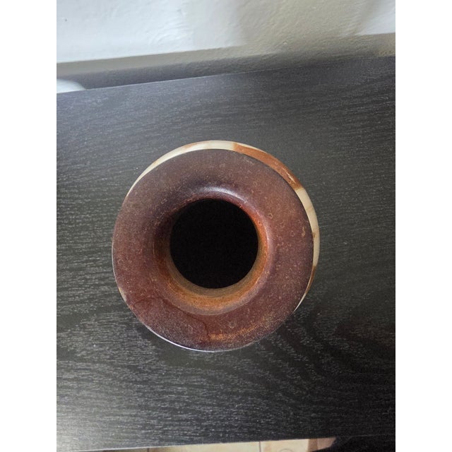 1980s Signed Pablo Vilchez Chulucanas Pottery Vase Authentic Peruvian Studio Ceramic For Sale - Image 5 of 6