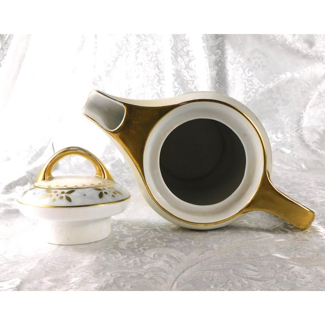 White 1950s Royal Rudolstadt Coffee Pot For Sale - Image 8 of 13