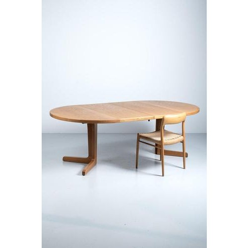 Danish Extendable Table in Oak For Sale - Image 14 of 14