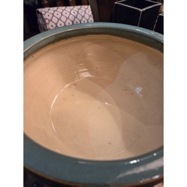 Large 1970s Heavy Vintage Planter Vase With Gold Trim For Sale - Image 4 of 9