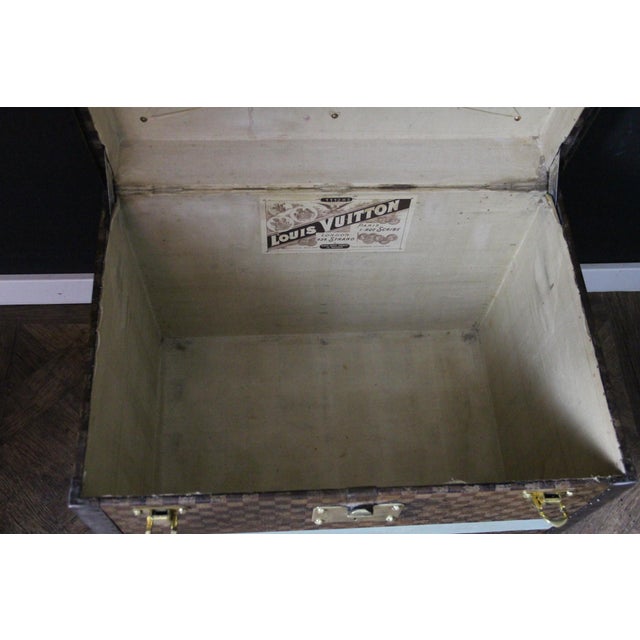 Hat Trunk in Checkered Canvas from Louis Vuitton, 1890s For Sale - Image 17 of 18