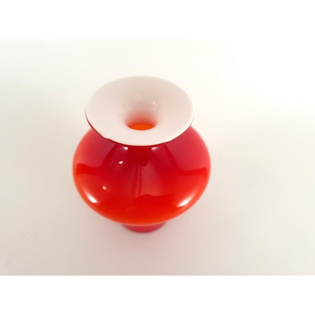Mid-Century Modern Pop Art Carnaby Vase with Ball Stopper, 1960s For Sale - Image 3 of 8