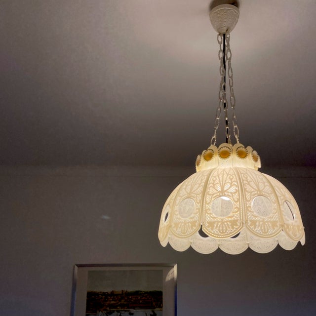 1970s Farmhouse White Acrylic Modular Hanging Light Small Chandelier, Ukraine, 1970s For Sale - Image 5 of 16