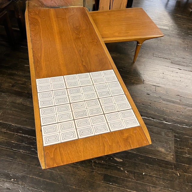 Mid-Century Modern 1960s Lane Cosmopolitan Switchblade Coffee Table with Tile Inserts For Sale - Image 3 of 11