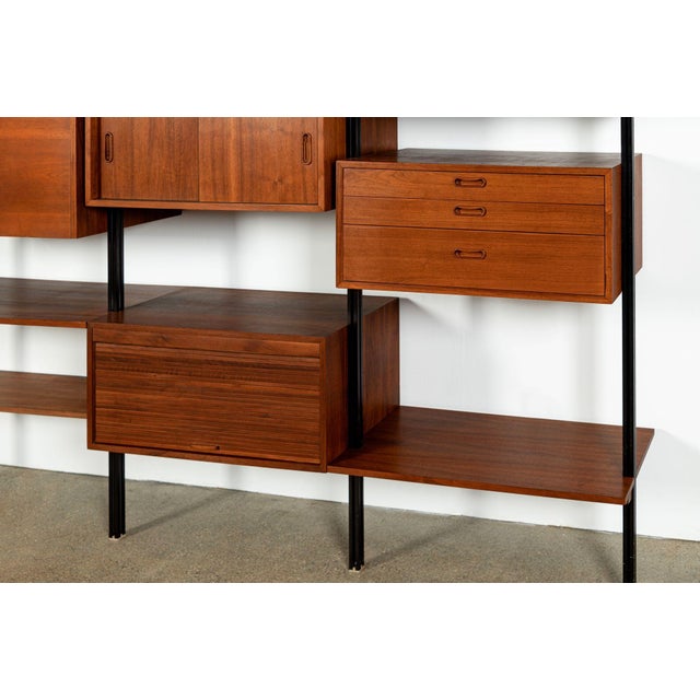 1960s Early Production George Nelson Omni Three-Bay Modular Walnut Wall Unit by Structural Products, Circa 1961 For Sale - Image 5 of 18
