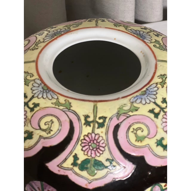 Vintage Chinese Famille Noire Porcelain Ovoid Ginger Jar With Lid For Sale - Image 9 of 12