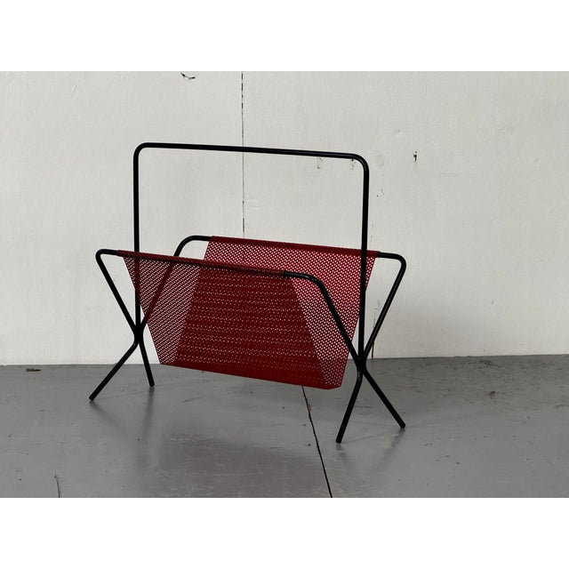 Metal Mid-Century Modern Black and Red Magazine Rack from Pilastro, 1950s For Sale - Image 7 of 7