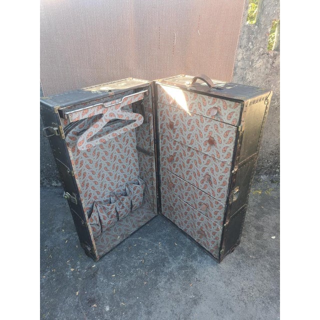 Vintage Vertical Travel Trunk, 1920s For Sale - Image 6 of 7