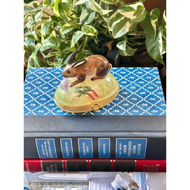 Green Late 20th Century Limoges for Tiffany Hand Painted Bunny Rabbit Porcelain Lidded Box For Sale - Image 8 of 9