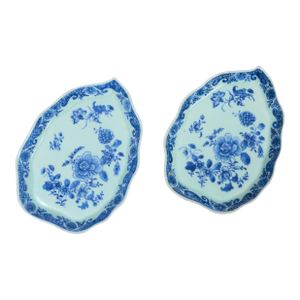 Pair Chinese Export Blue and White Qianlong Leaf-Shaped Dishes