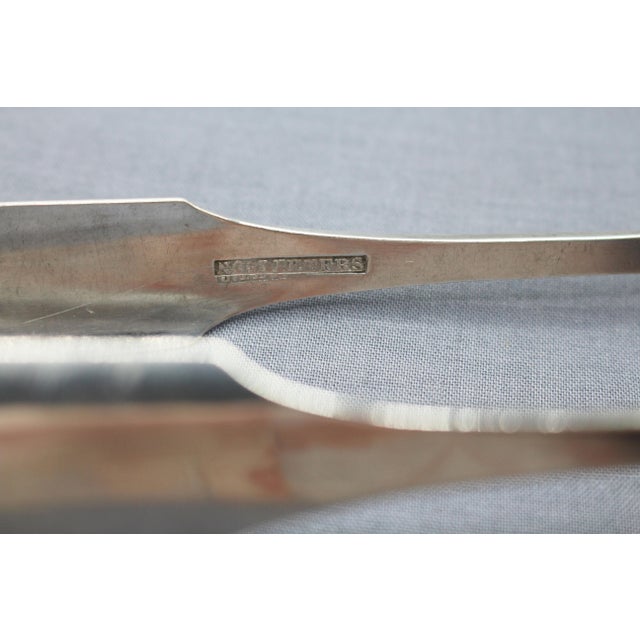 Early 19th Century Circa 1830 American Fiddle Pattern Coin Silver Sugar Tongs by J. Peters For Sale - Image 5 of 7