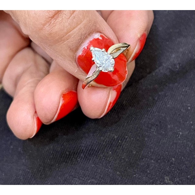 0.72 Carat Diamond Solitaire Pear Shape VS/E Engagement Ring 14 Kt Yellow Gold For Sale - Image 9 of 18