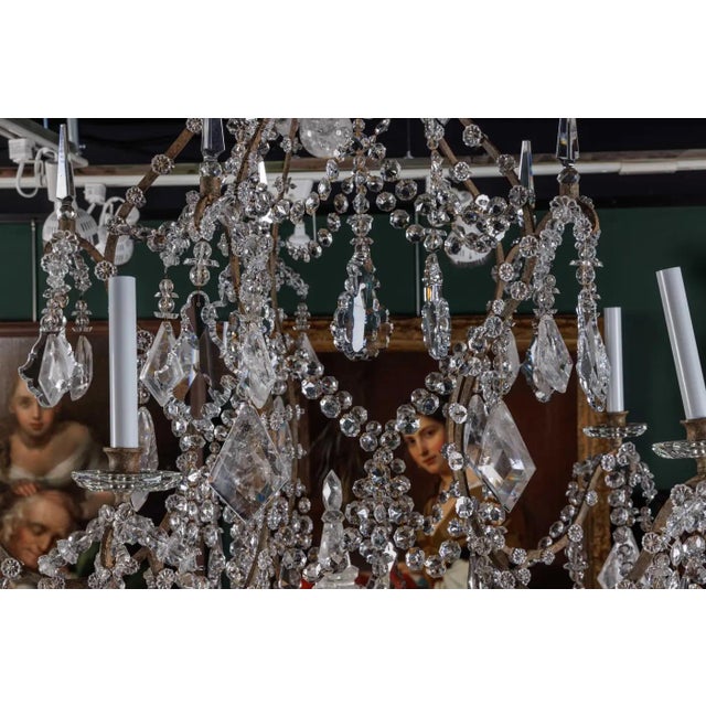 French Early 20th Century Pair of French Rock Crystal and Glass Chandeliers For Sale - Image 3 of 12