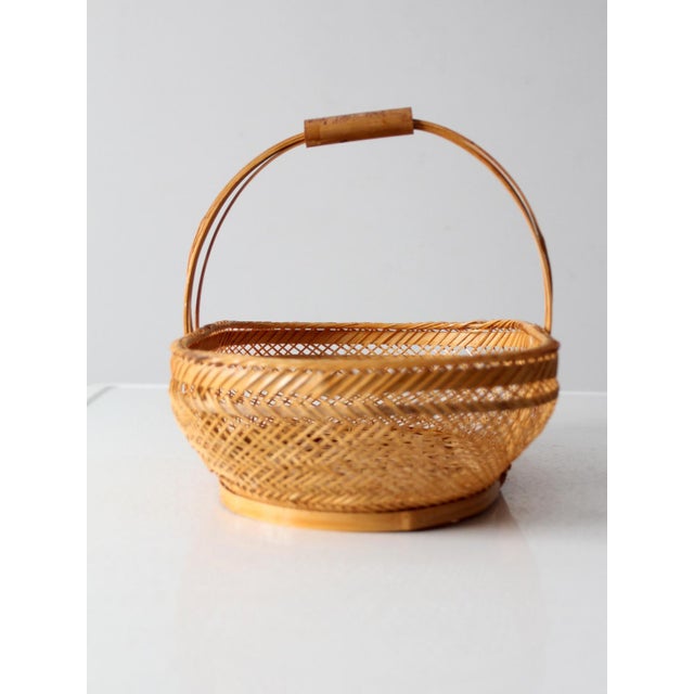 Brown Vintage 1970s Rattan Basket With Handle For Sale - Image 8 of 11