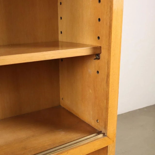 Vintage Italian Bookcase in Oak Veneer, 1950s For Sale - Image 5 of 8