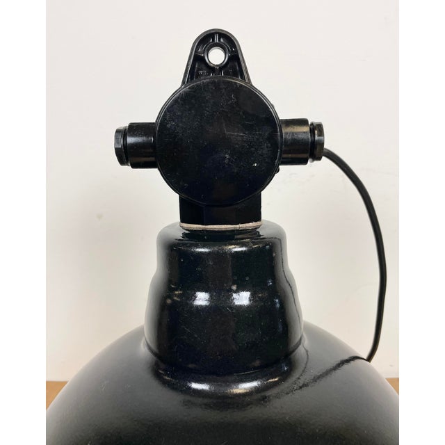East German Black Enamel Factory Light by LBD Veb Leuchtenbau, Dresden, 1950s For Sale - Image 12 of 16