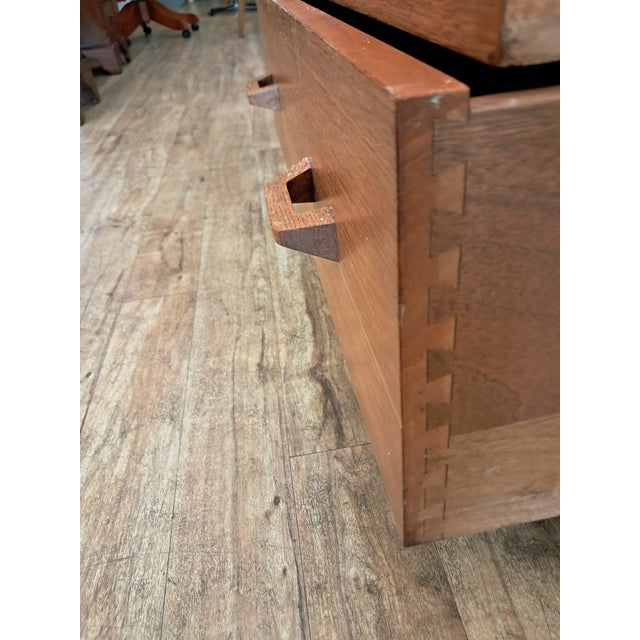 Mid-Century Brandon Chest of Drawers in Oak with Mirror from G-Plan, 1950s For Sale - Image 16 of 18