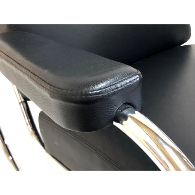 Set of Curved Steel Tube Lounge Chairs, 1950s For Sale - Image 6 of 8