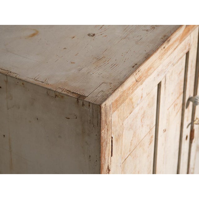 Early 20th Century Cupboard in Pine, Central Europe, 1900 For Sale - Image 5 of 13
