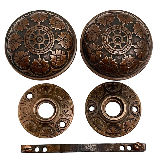 Metal 1870s Antique American Bronze Door Knobs With Rosettes - A Pair For Sale - Image 7 of 9