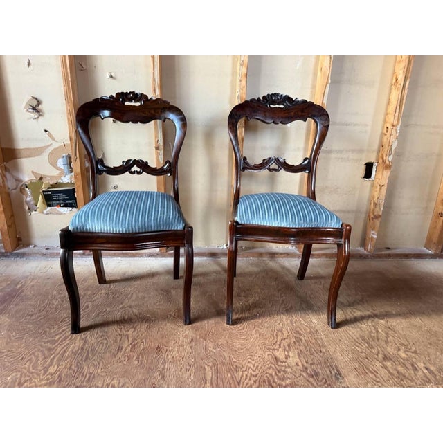 Early 20th Century Antique Victorian Style Balloon Back Side Chairs. Set of 3 For Sale - Image 5 of 15