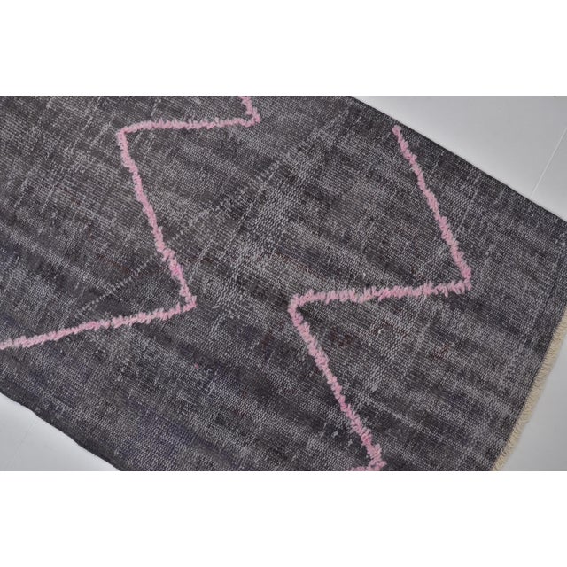 Bohemian Vintage Oushak Runner Rug For Sale In Phoenix - Image 6 of 10