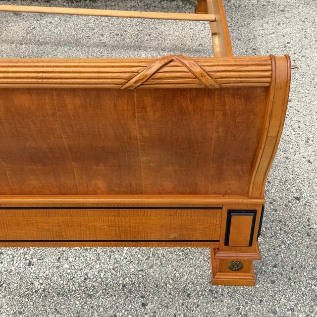 Thomasville Grand Classics Neoclassical Empire Queen Size Maple Wood Sleigh Bed For Sale - Image 12 of 18