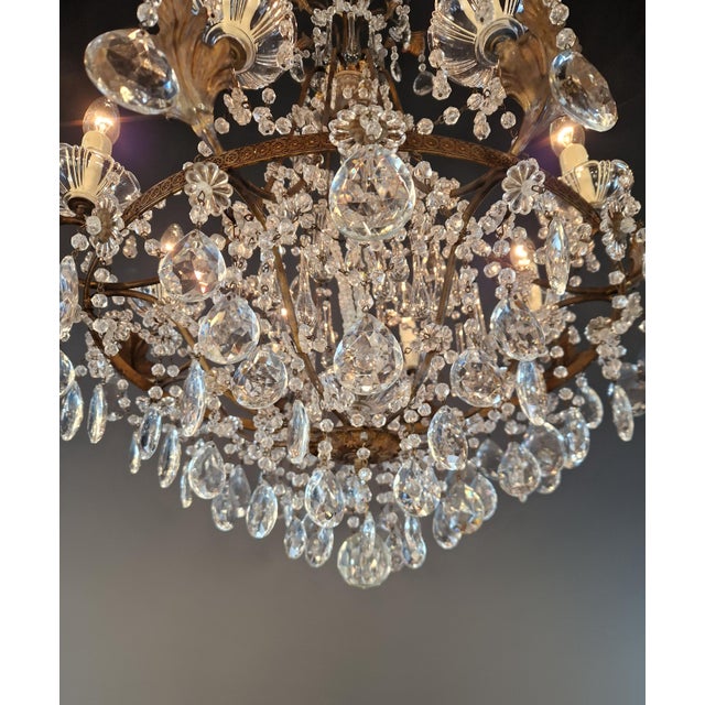 1910s Antique Louis XV Revival Tradition Crystal Chandelier Brass and Metal 8 Lights For Sale - Image 5 of 16