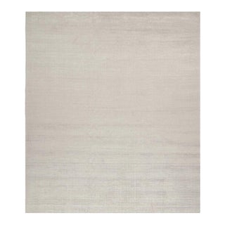 2010s Rug & Kilim’s Plain Modern Rug in Solid Silver and Off-White Tone-on-Tone - 13x15 For Sale