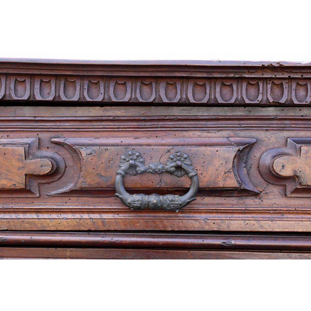 17th Century Italian Baroque Walnut and Burl Walnut Commode For Sale - Image 5 of 12
