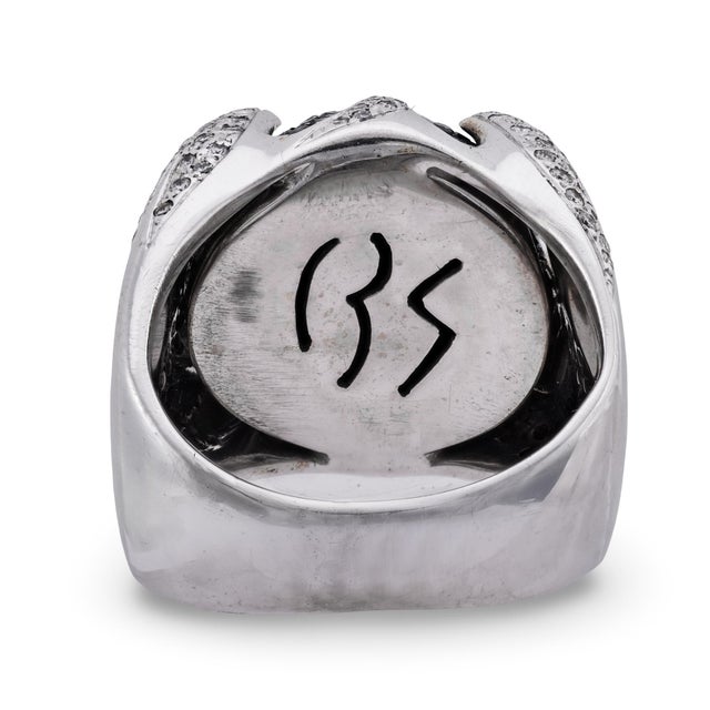 Vintage 1.70 Carat Black and White Diamond 18k White Gold Cocktail Ring, Size 6.5 For Sale In Los Angeles - Image 6 of 6