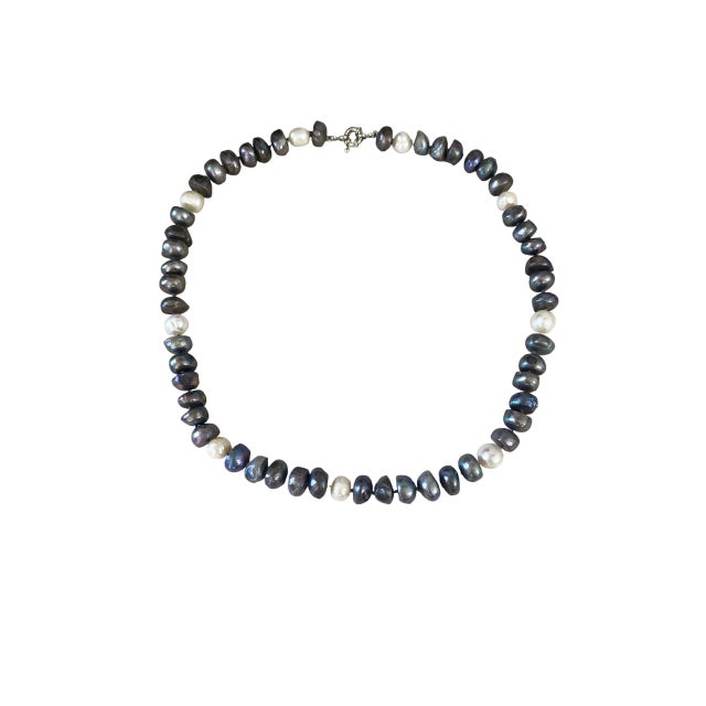 Vintage Black White Blue Grey 19.5" Long Freshwater Baroque Necklace Pearls For Sale - Image 4 of 11