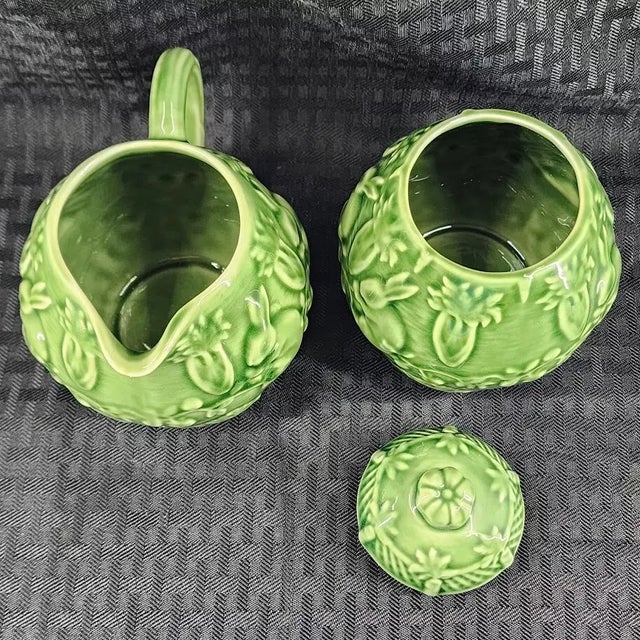 Bordallo Pinheiro Vintage Bordallo Pinheiro Portugal Cabbage Creamer & Sugar Set For Sale - Image 4 of 5