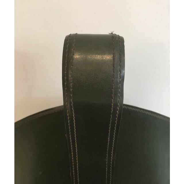 Black Circa 1950 Leather Magazine Rack on a Brushed Steel Base, French For Sale - Image 8 of 12