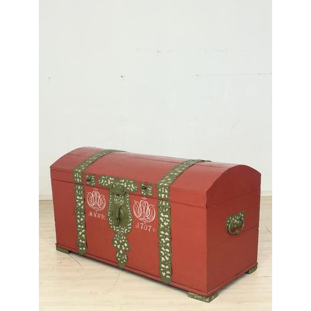 Antique Chest in Pine, 1800 For Sale - Image 6 of 10