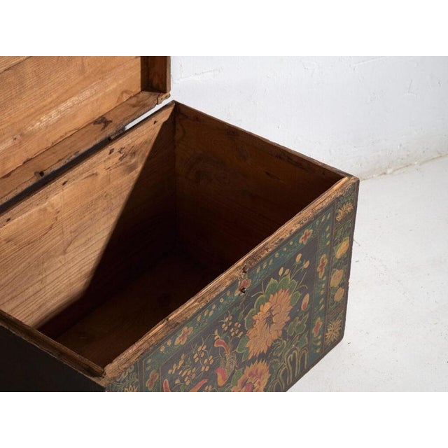 Antique Chinese Painted Trunk For Sale - Image 4 of 11