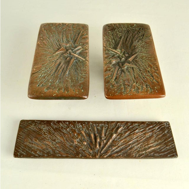 Metal Brutalist Bronze Push Pull Door Handles and Letterbox with Dynamic Relief, 1970s, Set of 3 For Sale - Image 7 of 18