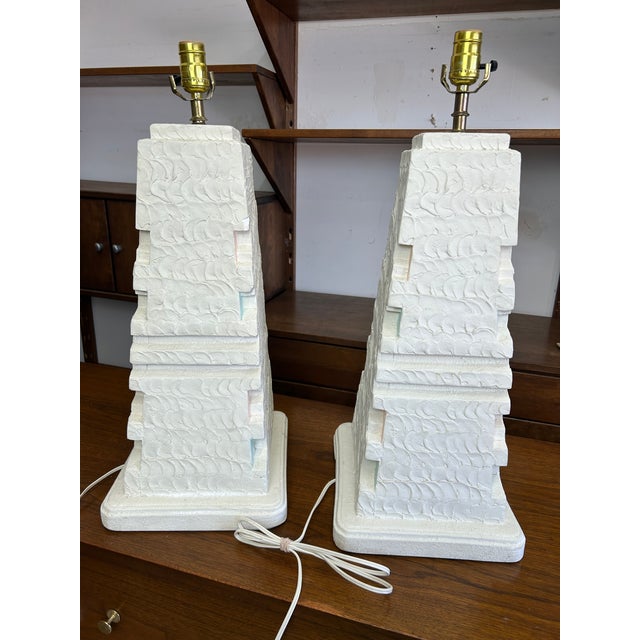Mid-Century Modern Vintage 1989 Monterey Art Studio Chalkware Lamps - Pair of Postmodern Southwestern Art Deco Obelisk For Sale - Image 3 of 5