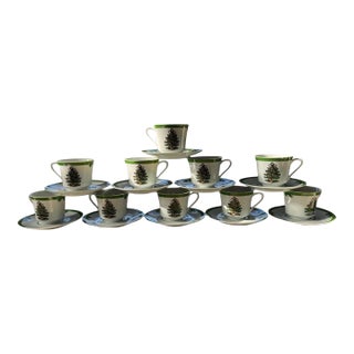 MCM Georges Briard Yule Tide Tea Cups and Saucers Vintage Christmas Tree Coffee Service - A Set of 10 For Sale