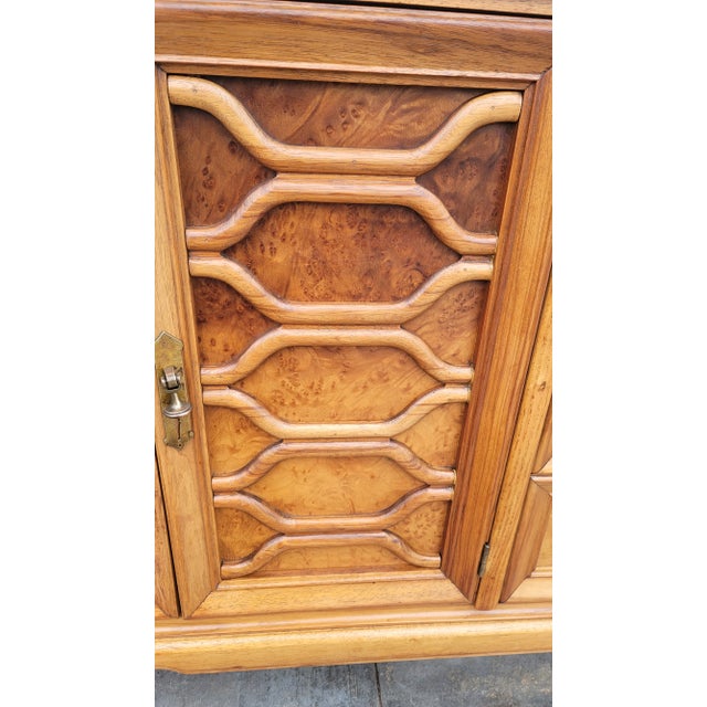 1960s Hollywood Regency Boho Thomasville Shalimar Credenza Small Pecan For Sale In San Diego - Image 6 of 12