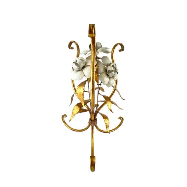 Mid 20th Century Vintage Gilded Tole White Floral / Flower Accent / Side / Drinks Table, in the Manner of Hans Kögl For Sale - Image 5 of 9