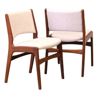 Dining Chairs Model 89 in Teak and Beige Upholstery attributed to Erik Buch, Denmark, 1960s, Set of 4 For Sale