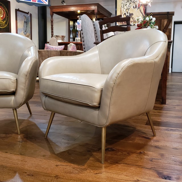 Metal Olivia & Quinn Mid Century Modern Style Leather Vanessa Chair For Sale - Image 7 of 7