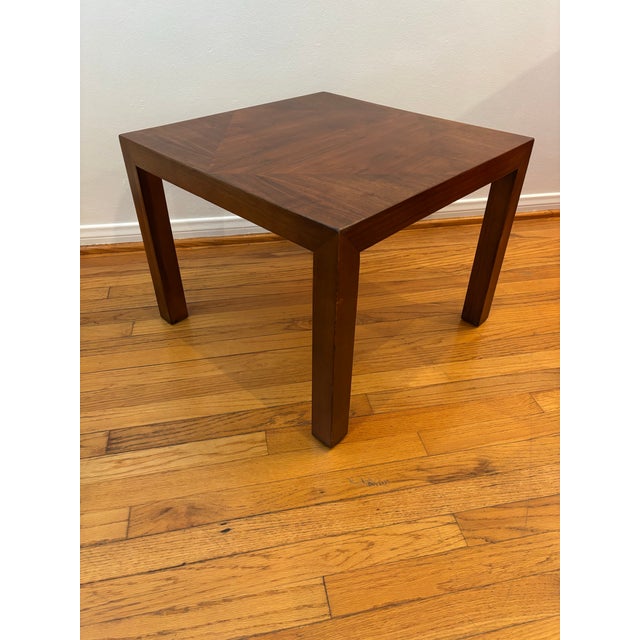 1970s Vintage Lane Mid-Century Modern Parsons Style Square Walnut Side Table With Diamond Inlay For Sale - Image 5 of 12