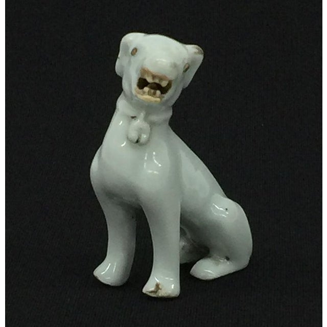 Chinese porcelain dog, China, 18th century Dehua, Qing dynasty (1644-1911), Kangxi era (1662-1722), 1675 - 1725. Small...