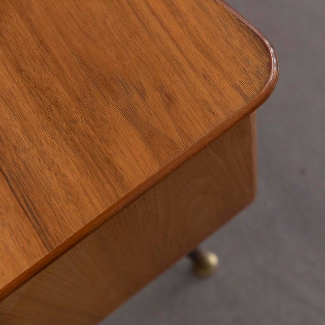 Large Mid-Century Modern Desk in Walnut Veneer and Brass, 1950s For Sale - Image 11 of 12