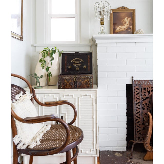 Rustic Metal Strongbox or Money Box With Slavic Floral Folk Art and Cyrillic Text For Sale - Image 6 of 16